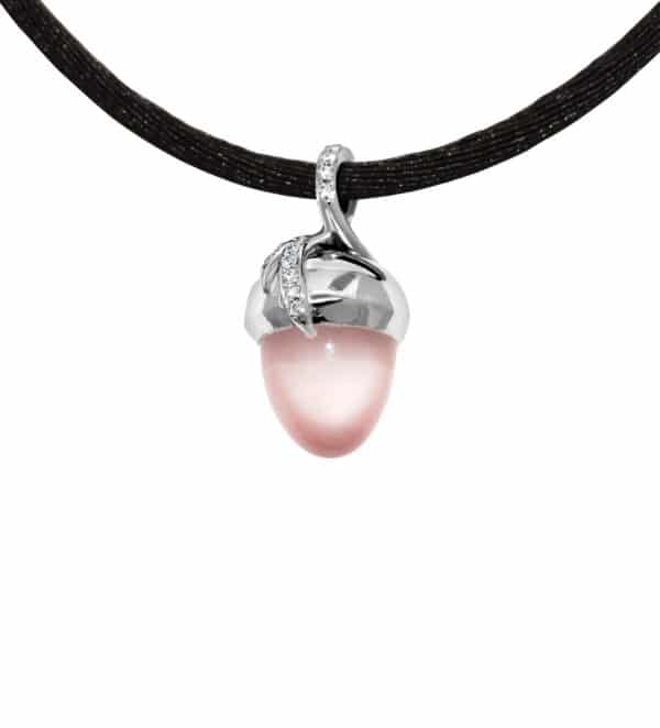 Pendentif « Gland » en or blanc 18K avec quartz rose taille obus et diamants blancs SI création Orligne Genève PE230916 ORL